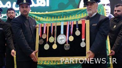 استضافة متحف الإمام الرضا عليه السلام أين يتم حفظ الأبطال / الميداليات التي تم التبرع بها للمرشد الأعلى؟