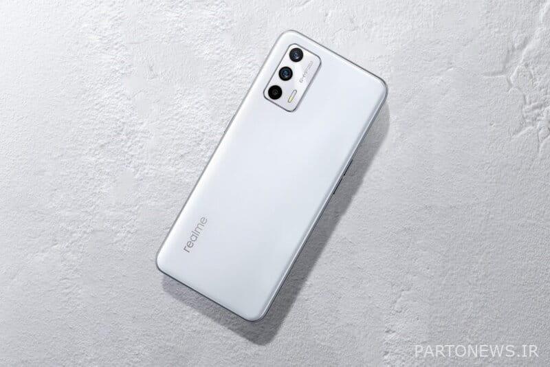 Q3S white relay phone - Chicago