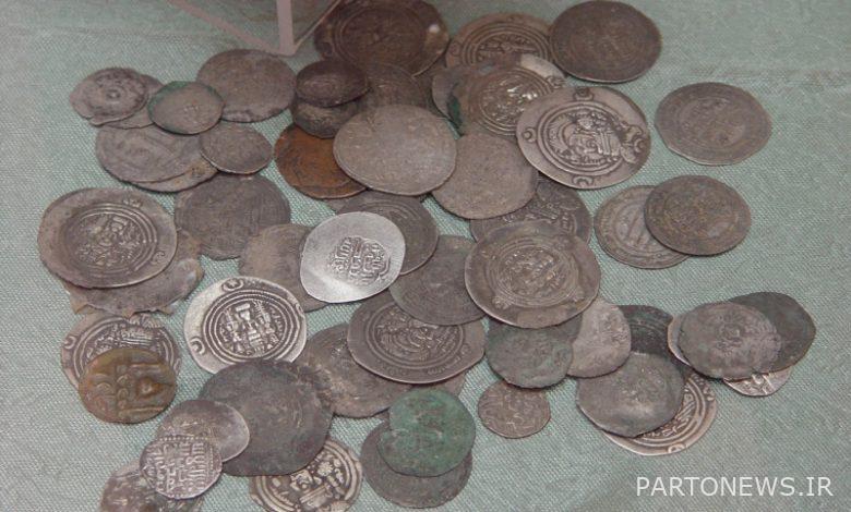 کشف و ضبط 234 سکه تاریخی و تقلبی در راز و جرگلان