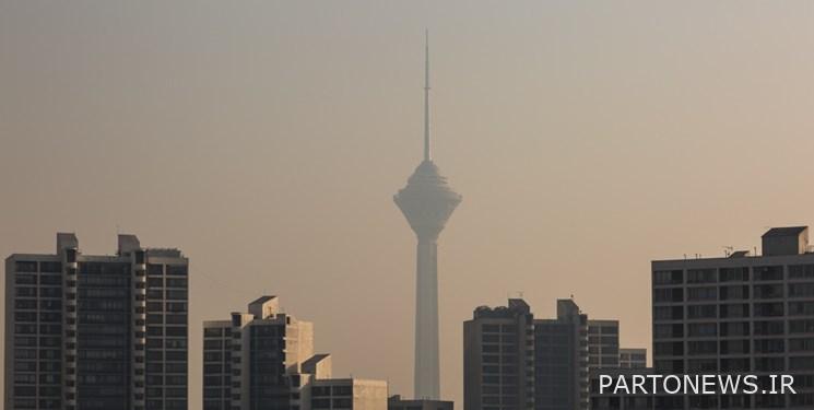 Tehran air on the border of pollution