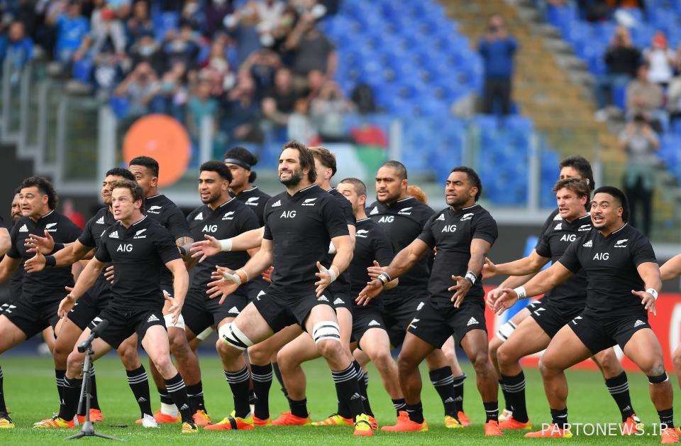 تیم راگبی نیوزلند که هاکا را اجرا می کند نمادین است