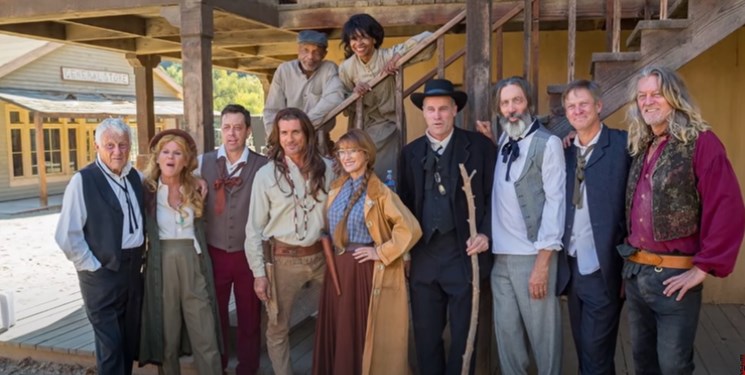 ممثلو "Village Doctor" بعد 30 عامًا + صور