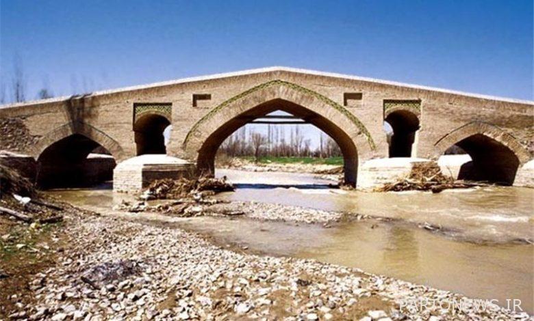 Stop repairing Dokhtar bridge in Karaj