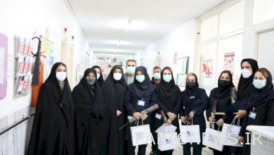 Honoring the members of the Basij Resistance Center of the Ministry of Cultural Heritage and a number of nurses