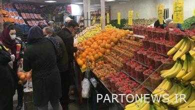 Tehran's fruit and vegetable markets are open until noon tomorrow
