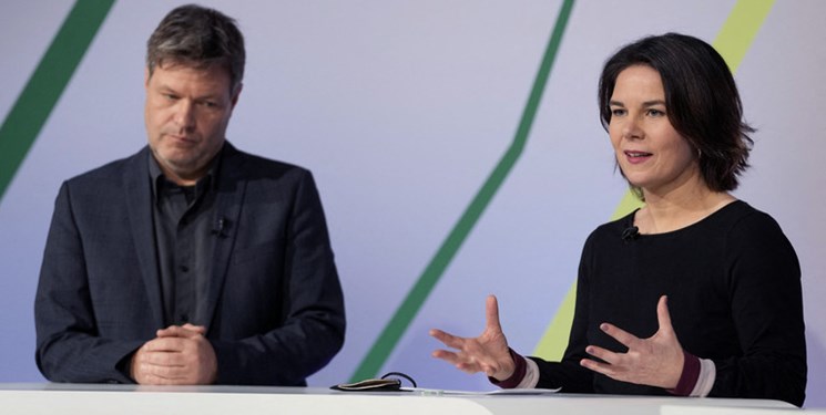 تحقيق في "اختلاس" وزير الخارجية الألماني ونائب المستشار الألماني