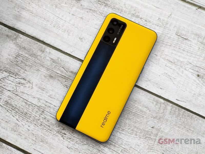   Yellow GT2 Pro Reelphone - Chicago