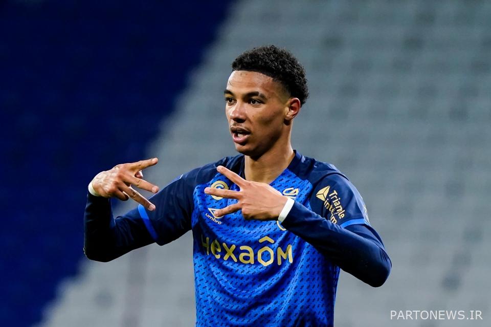 به نظر می رسد تون به علاقه خود به Eikitike ادامه دهد