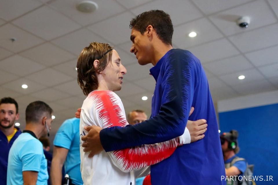 مودریچ و واران قبل از دیدار کرواسی با فرانسه در فینال جام جهانی در آغوش گرفتند