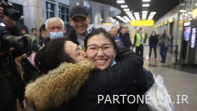 عودة المواطنين الكازاخيين المقيمين في أوكرانيا إلى "ألماتي" + بالصور