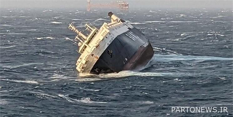 إنقاذ 29 راكبا من السفينة الإماراتية الغارقة في الخليج العربي