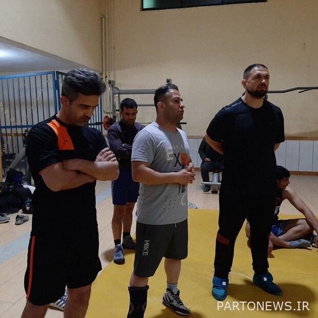 Training of Iranian and world wrestling champions with the youth of Joibar city