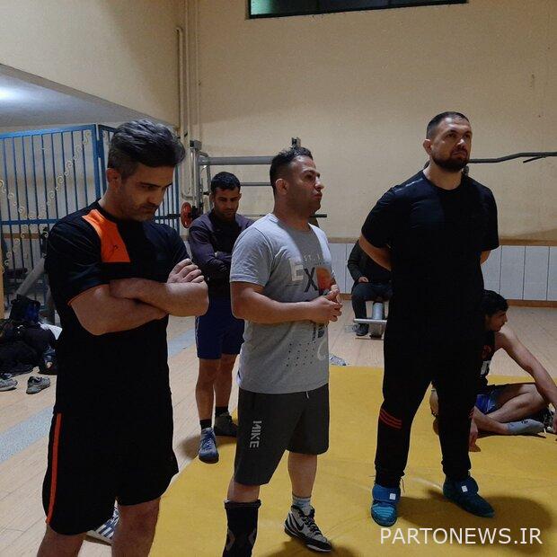 تدريب أبطال المصارعة الإيرانية والعالمية مع شباب مدينة جويبار