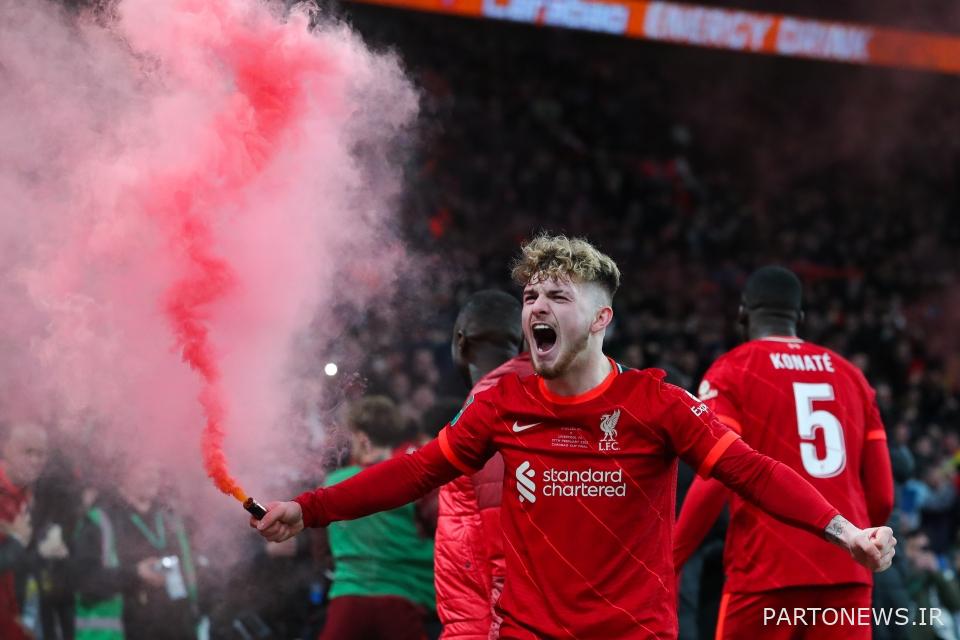 الیوت با یک شراره قرمز جشن گرفت و باعث شد اتحادیه فوتبال انگلیس با او تماس بگیرد