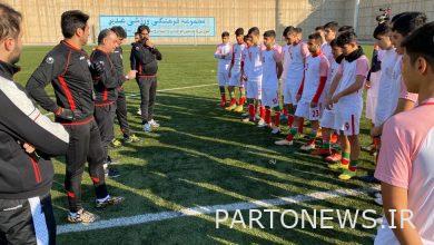 Invite 35 players to the youth football team camp