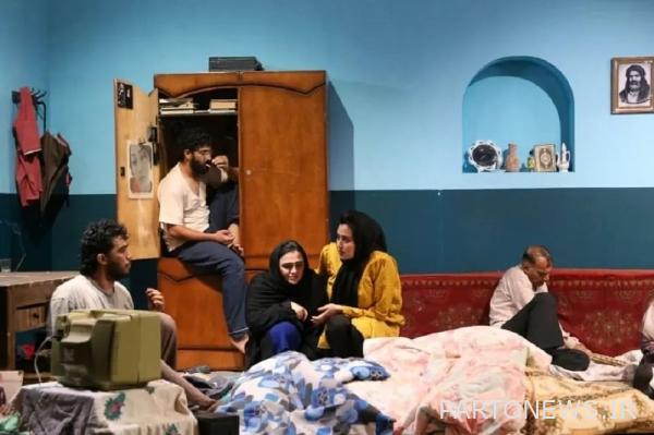 Review of Hamlet Behind the Mountain Show