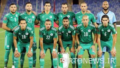 حضور لاعبين منافسين إيرانيين في صلاة الجمعة + فيديو