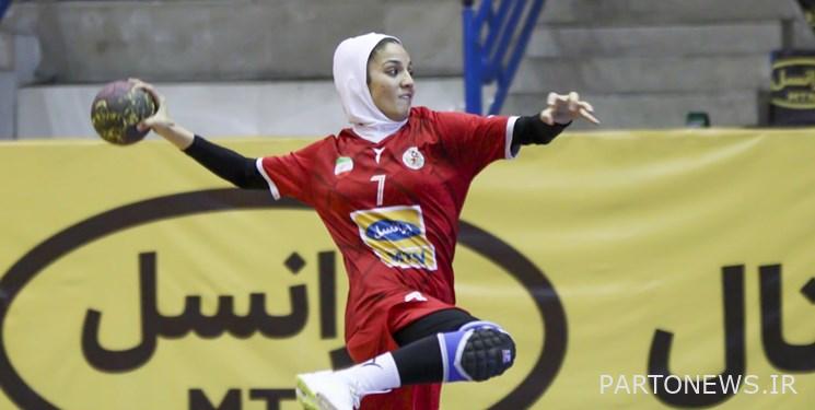 كرة يد شباب العالم المرأة الإيرانية ترسم في الخطوة الأولى