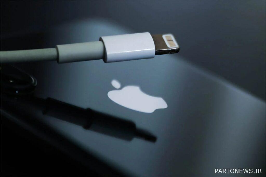 آيفون USB
