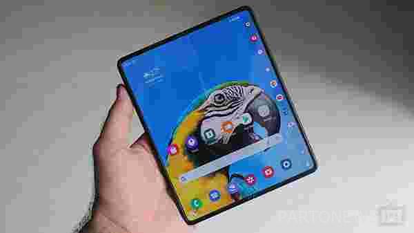 Samsung Galaxy Z Fold 4، Galaxy Z Flip 4