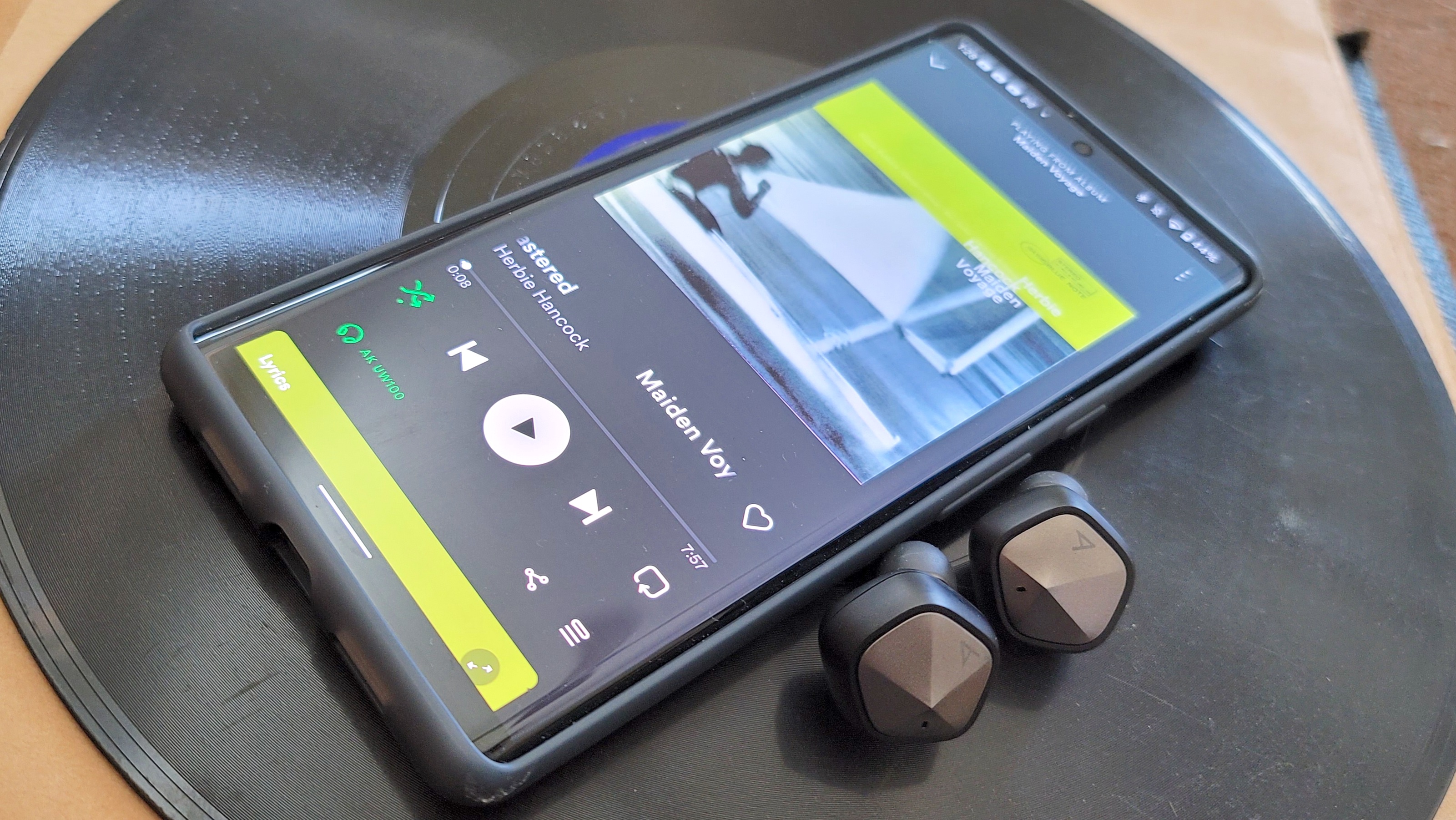 بررسی Astell&Kern AK U100