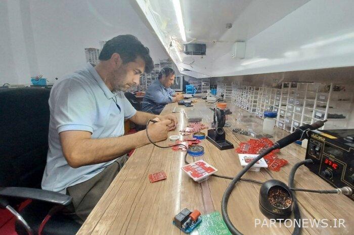 Cultivation of saffron and production of electronic components with the efforts of entrepreneur Chaharborji