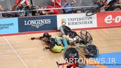حادث مروع لراكب دراجة مع المتفرجين ونقل المصاب للمستشفى + صور