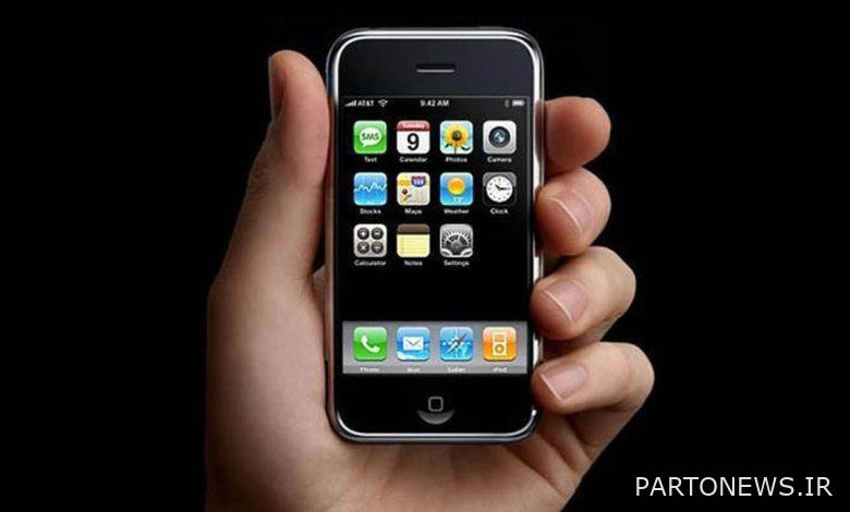 تم بيع هاتف Apple iPhone عام 2007 في مزاد بمبلغ 35000 دولار