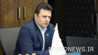 Customers of Entrepreneur Bank welcome the Nik Afarin festival
