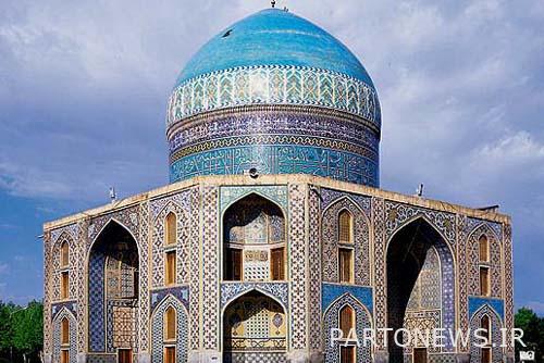 Khawaja Rabi, a tomb with turquoise tiles/ a building for the companions of the Prophet in the spiritual capital