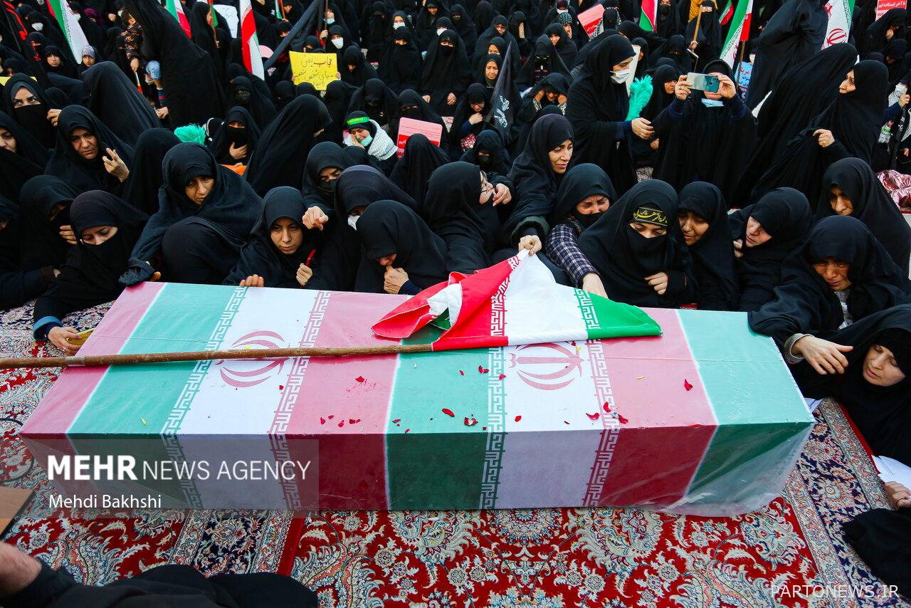   الحضور الكبير لنساء من أصل الثورة دفاعا عن الحجاب والعفة