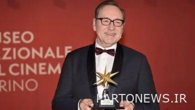 تم تكريم ادعاءات الاغتصاب الخاصة بـ Kevin Spacey لأول مرة!