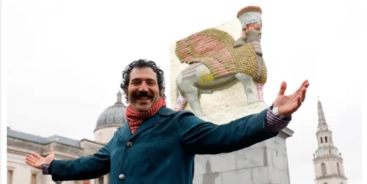 نحات عراقي يعرض إعادة كنز آشوري من بريطانيا