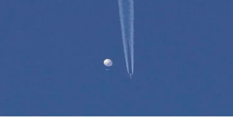 بلومبرج: حلّق البالون الصيني في سماء أمريكا في عهد ترامب