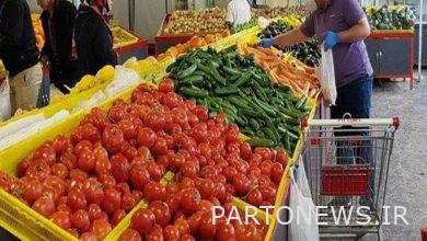 Tehran's fruit and vegetable markets are open on Saturday, 15th of Bahman