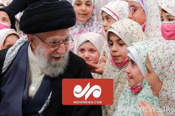 لحظات من احتفال الطالبات بحضور قائد الثورة - وكالة مهر للأنباء  إيران وأخبار العالم