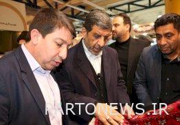 The visit of the Minister of Cultural Heritage to the booth of North Khorasan in the 16th tourism exhibition