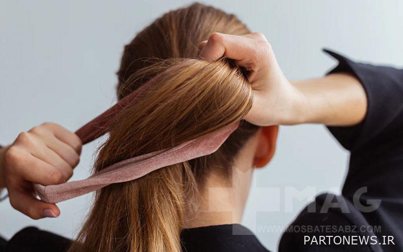 How to tie hair to prevent frizz