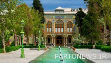 Welcoming Nowruz tourists from Golestan Palace