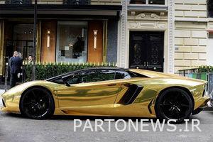 الجولان سيارة مطلية بالذهب في شوارع دبي!  + فيلم
