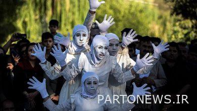 5 selected theater groups perform in the streets of Tehran
