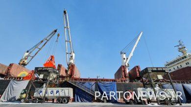 وصول أول سفينة قمح مستوردة للبلاد في العام الجديد