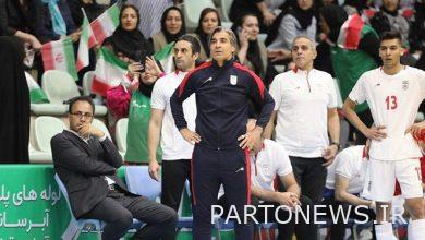 Margins of the Iran-Uzbekistan game  Iranian women's support for the students of Shamsai/Cary for the Brazilian star