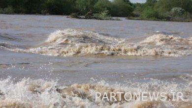 فيضانات في الطريق إلى إمام زاده داود / تنخفض درجة الحرارة في طهران إلى 12 درجة