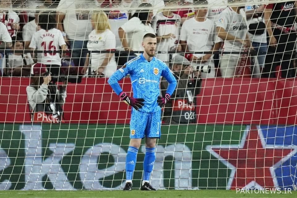 خط دفاعی منچستریونایتد پنجشنبه شب با شکوه خود را پوشش نداد