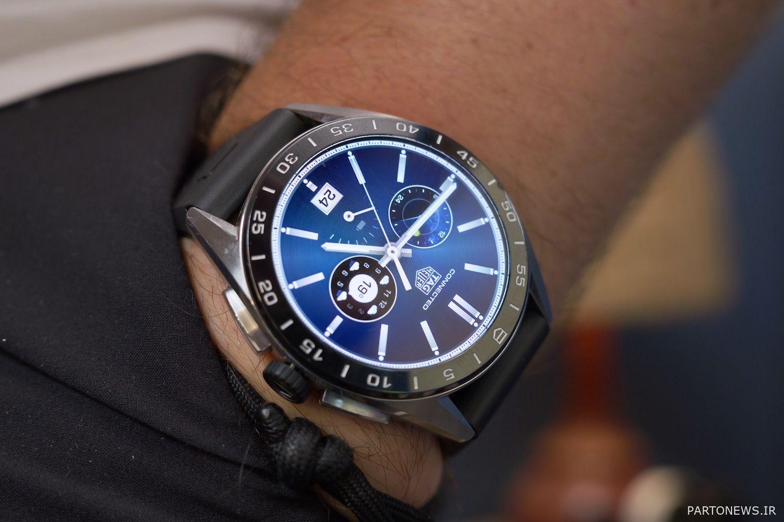 TAG Connected Caliber E4 روی مچ دست