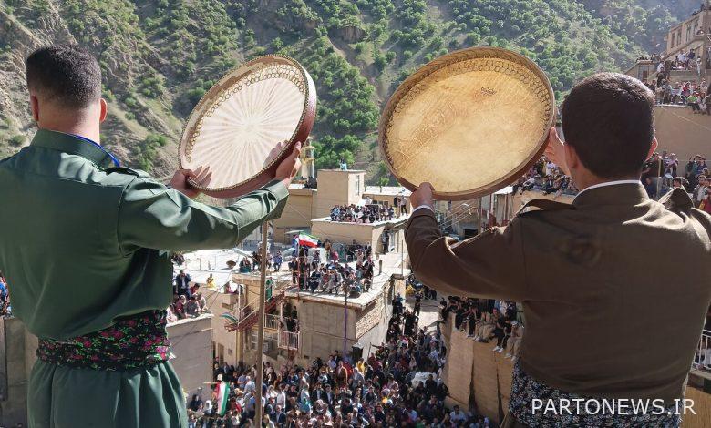 صوت عازفي الطبول الحنون في Bayingan