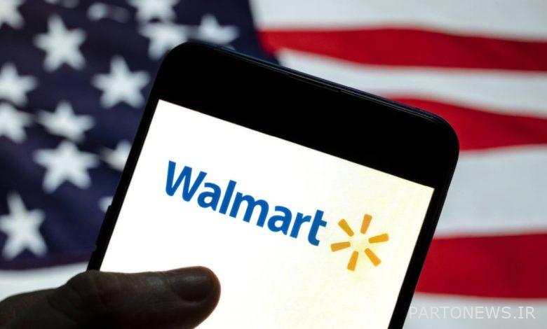 Walmart Memorial Day Sale 2023 man holding phone with Walmart logo, US flag in the background