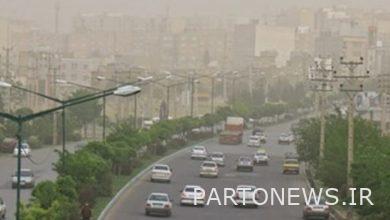 هبوب رياح قوية وغبار متصاعد في طهران