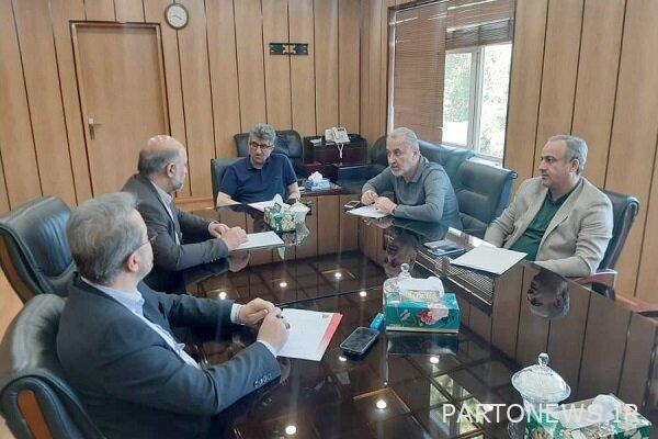 The mission of the board of directors of Persepolis to Darvish to keep Golmohammadi
